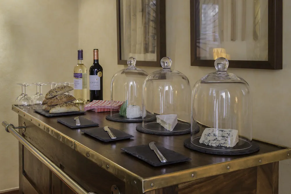 Etoile Saint Ferdinand By Happyculture 4* Párizs
