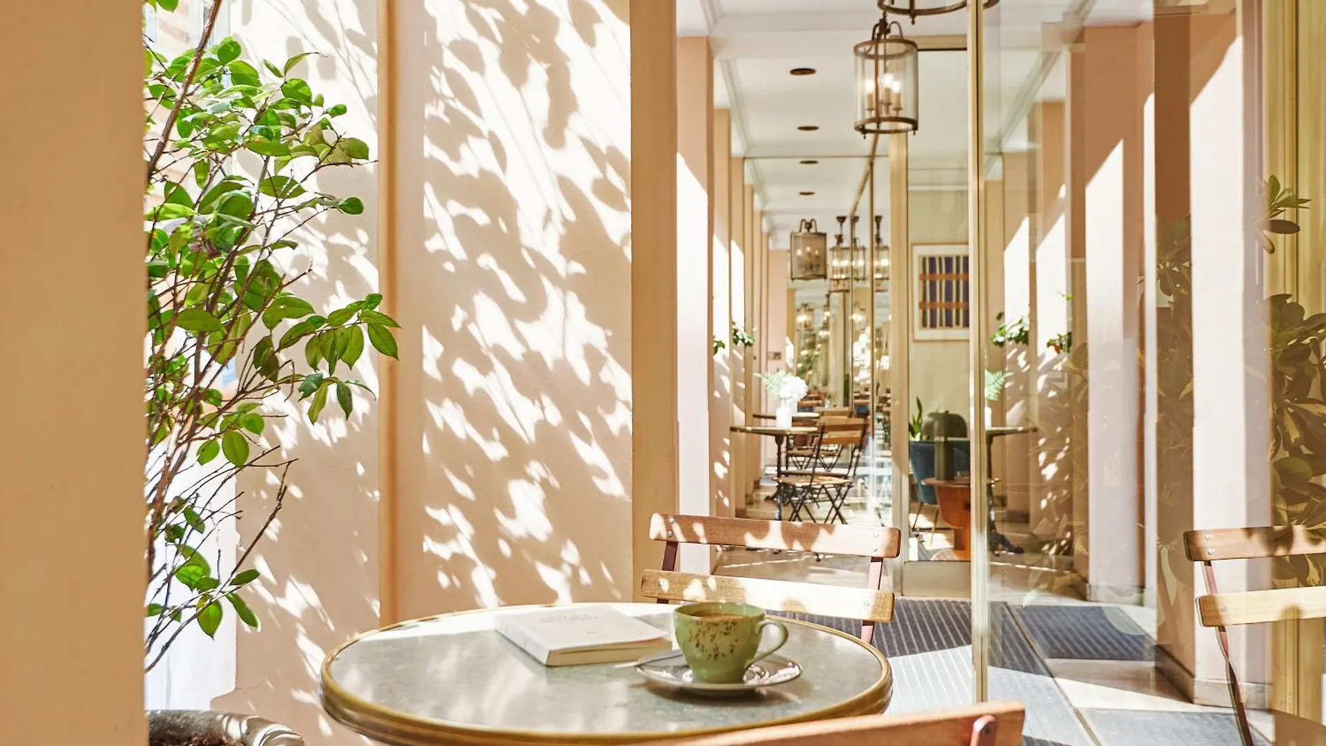 Hotel Etoile Saint Ferdinand By Happyculture Paris