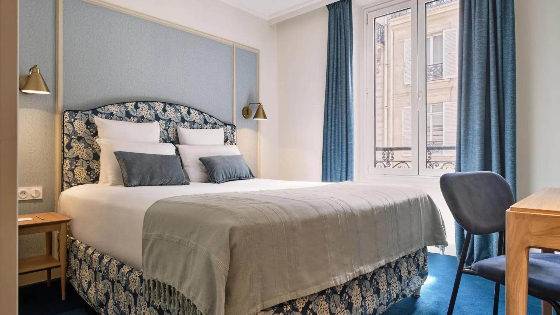 Etoile Saint Ferdinand By Happyculture Hotel 4*